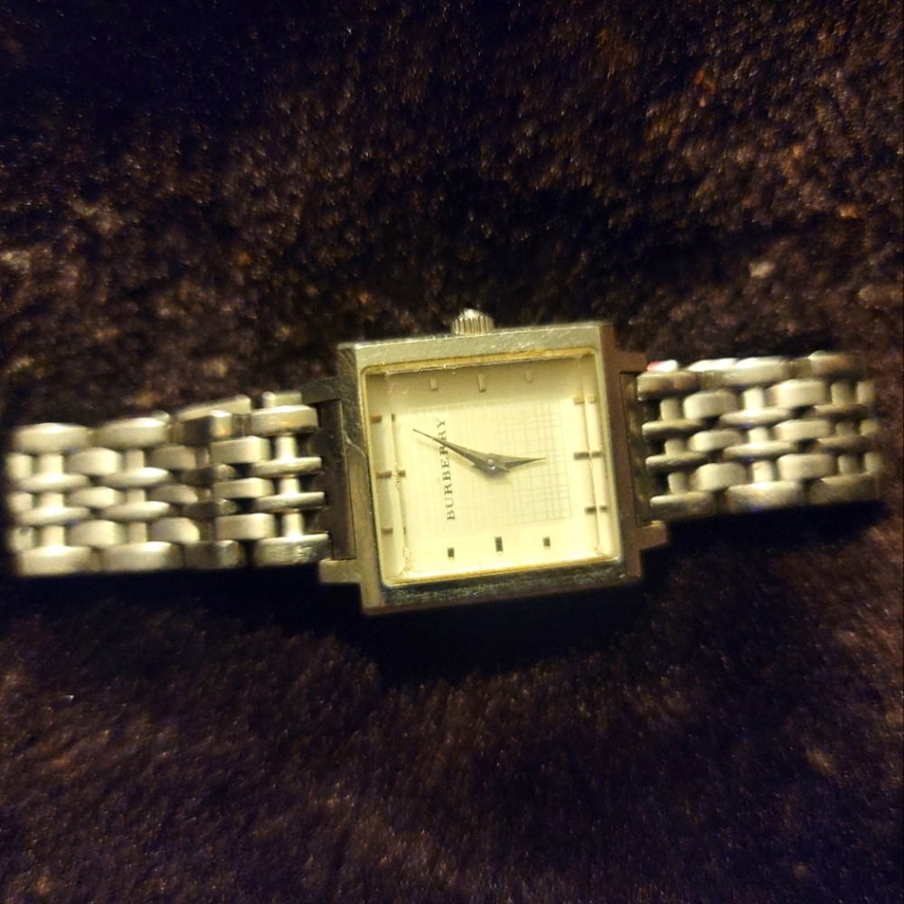 Silver Square Burberry  Face Watch